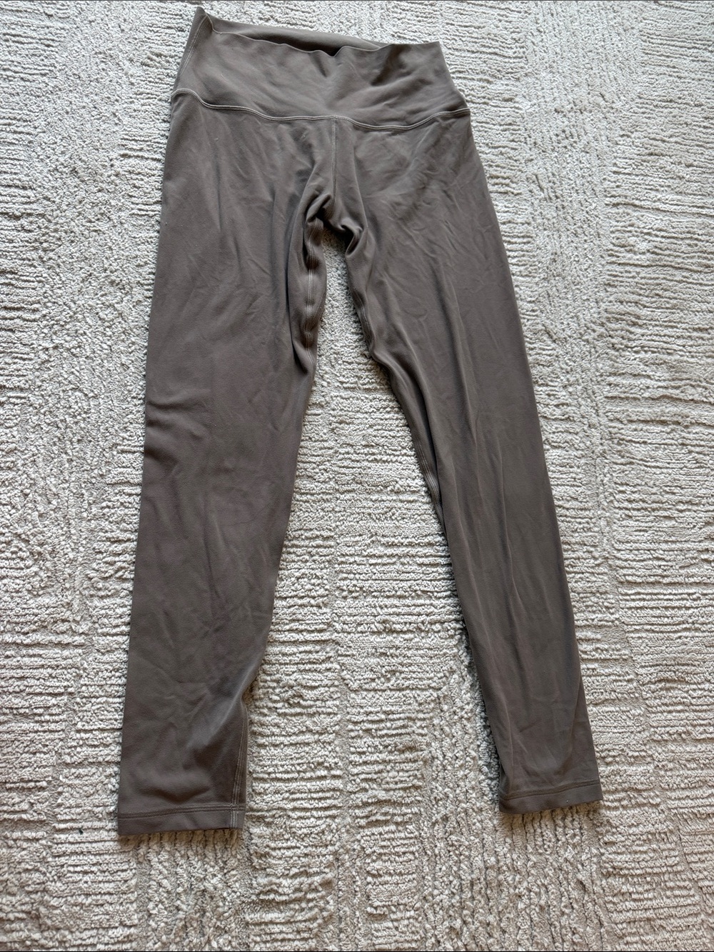 Aritiza golden High-Waist Stretch Leggings